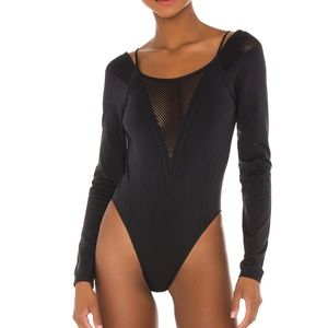 Nike City Ready Black Seamless Bodysuit Small NEW